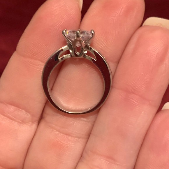 Brilliant Moissanite sterling silver ring! NWOT! - Picture 4 of 8